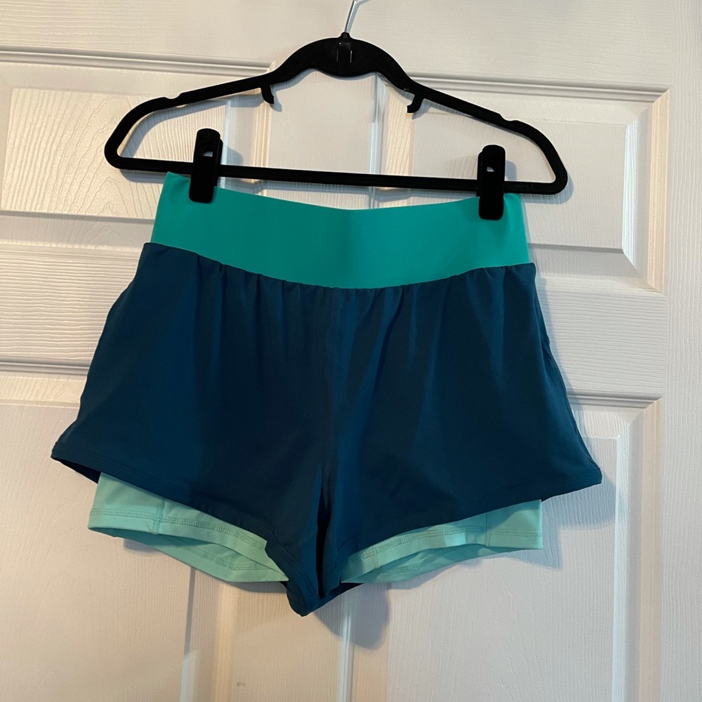 NWT fabletics olesia shorts